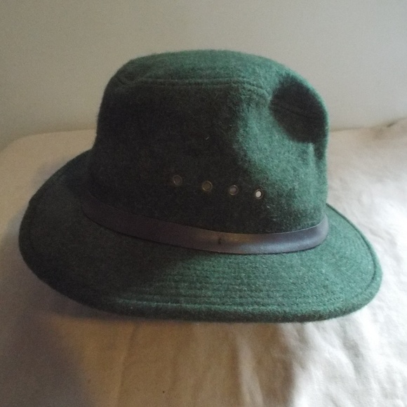 cc filson hats